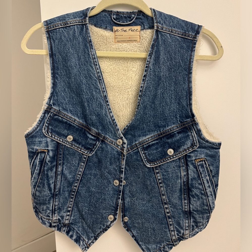 Free People We the Free Sherpa lined denim vest. NEVER WORN but no tags.